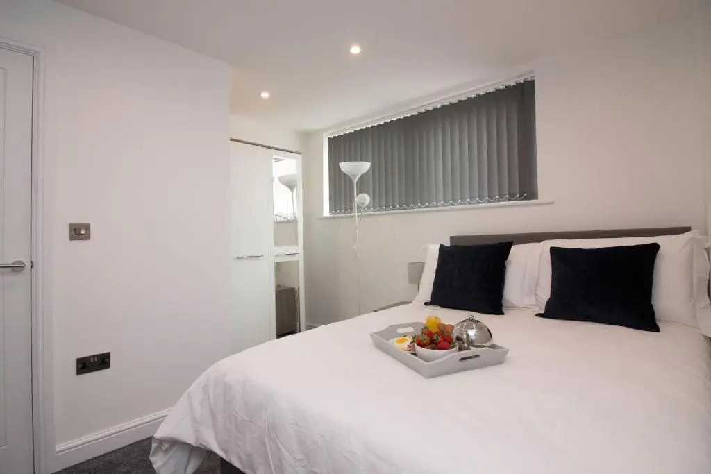 Select Train Station Suites