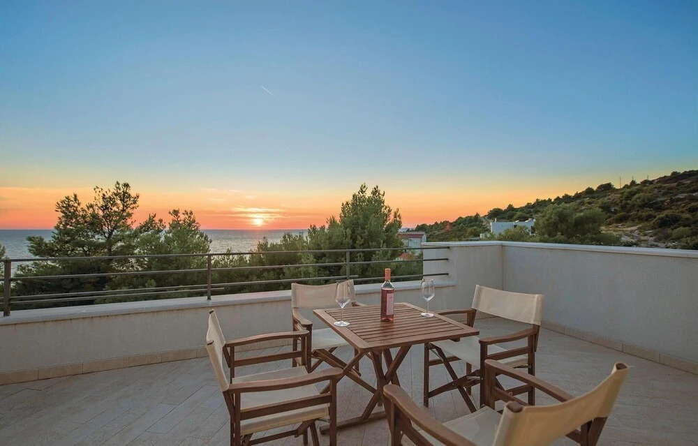Holiday Home Primosten-Dolac With Outdoor Pool