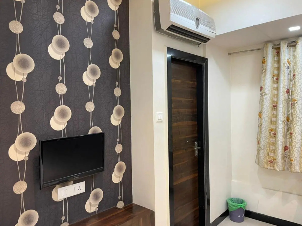 Hotel Parth
