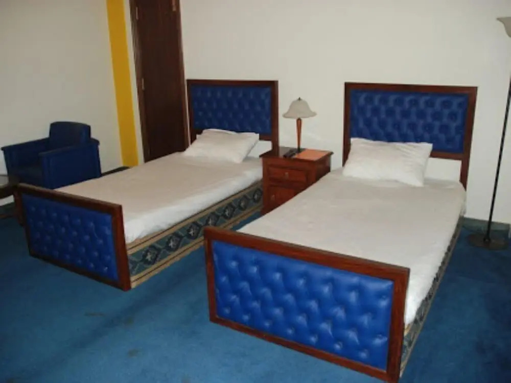 Iris Hotel