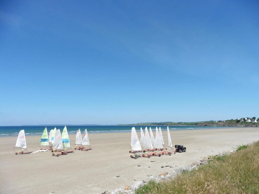 Duplex apartment in a prime seafront location, Treboul, Douarnenez