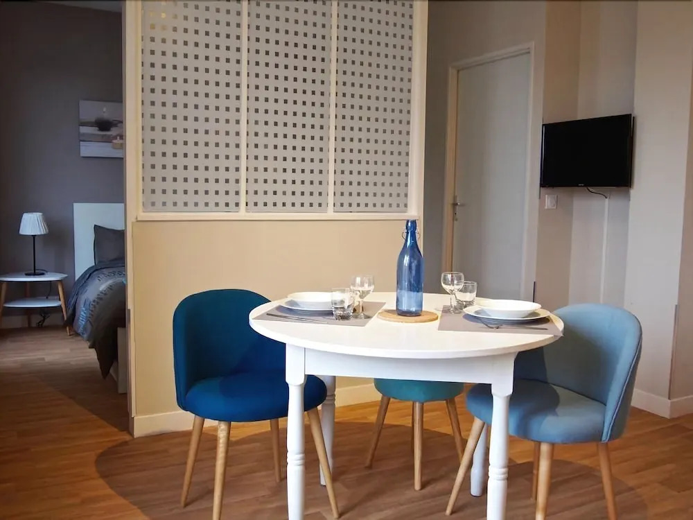 Annecy Booking