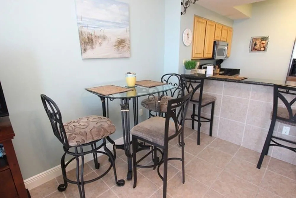 Ariel Dunes1- 2206 1 Bedroom 1 Bathroom Condo