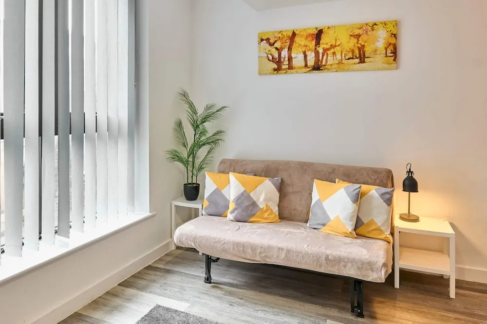 Host Stay Flat 3 4 Leigh Street