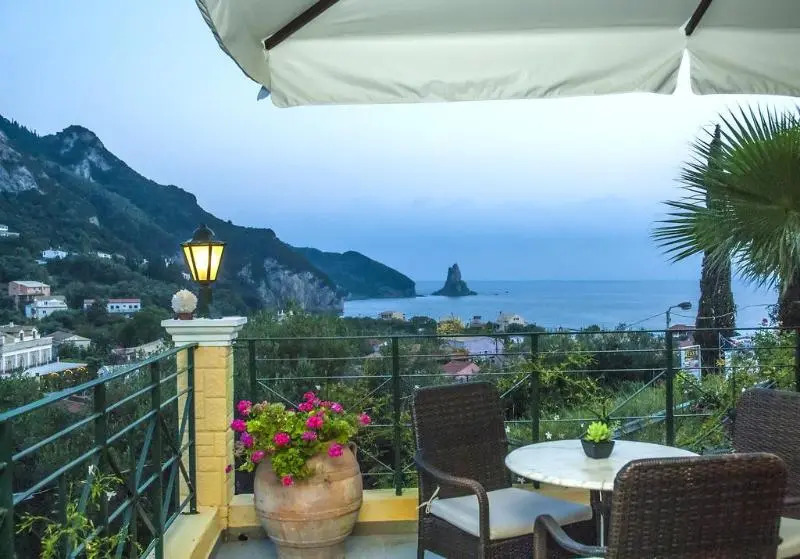 Alonakia Hotel