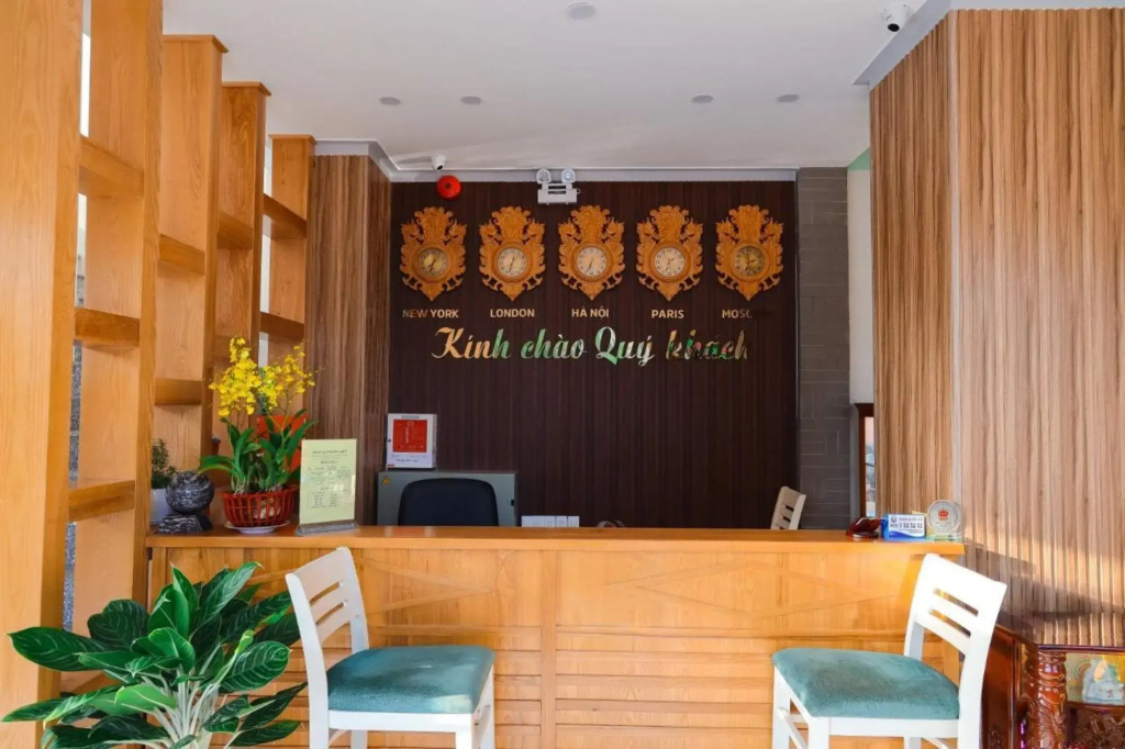 Khách Sạn Phương Khuê