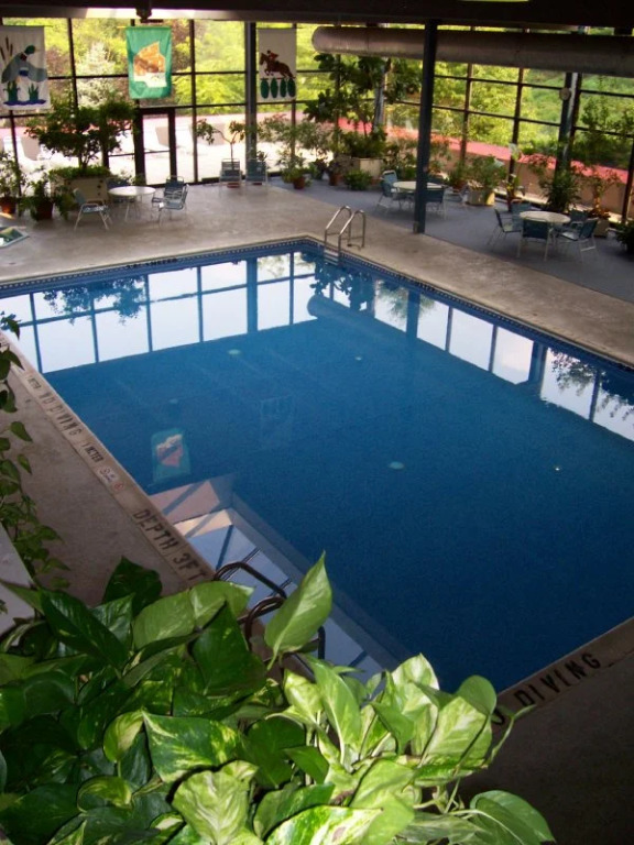 Holiday Inn Select Clinton