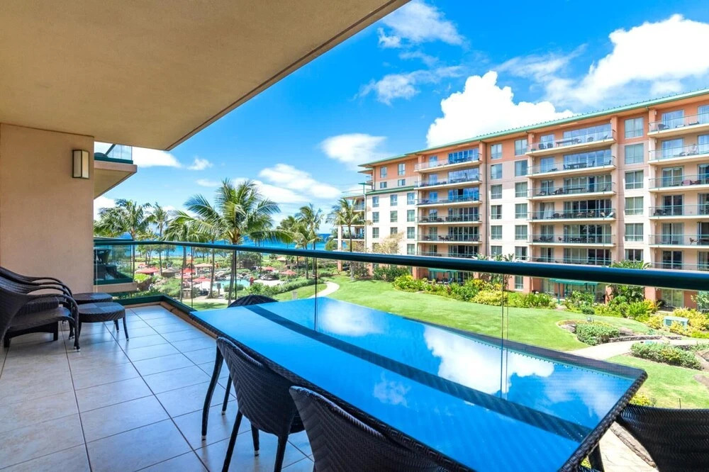 K B M Resorts- Hkk-309 Extra Large 2bdrm, Ocean Views, 3 King Beds, Just 75 Yards From the Ocean!