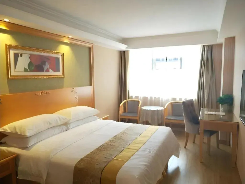 Atour Hotel Chengdu Chunxi Road Tianfu Square Subway Station