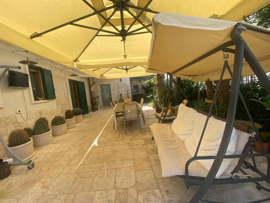Trulli Occhi Di Pietra