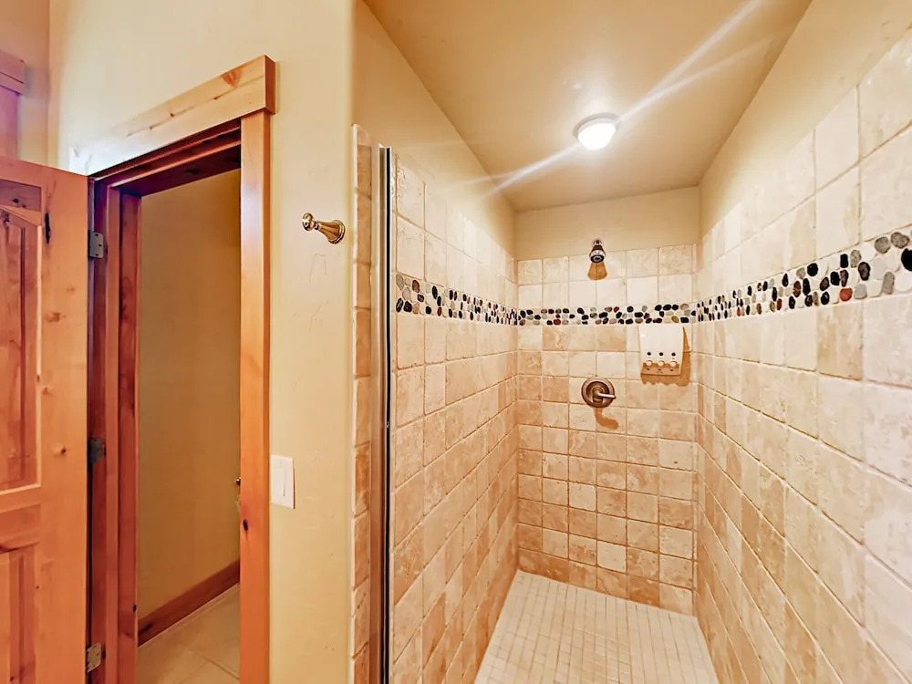 509 Antler Way Townhouse 4 Bedrooms 3.5 Bathrooms Townhouse