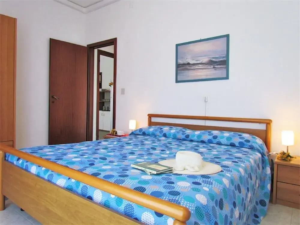 Pleasant Holiday Home With Shared Swimming Pool