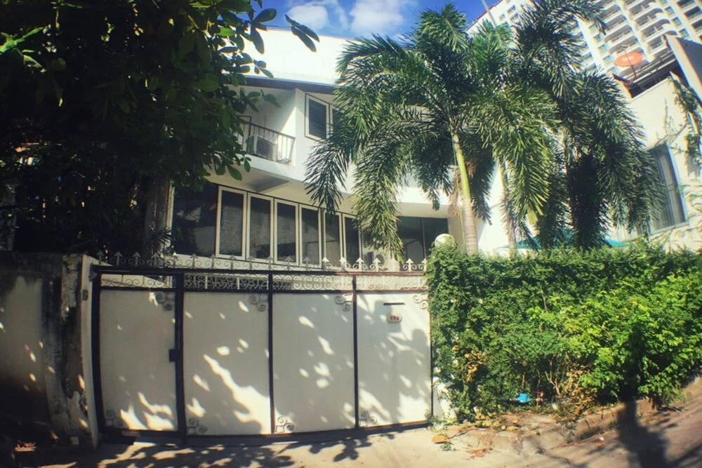 Lazy Blue House - Hostel