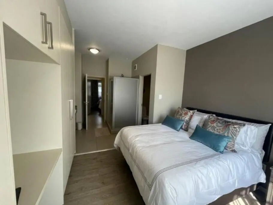 Lovely 2 Bedroom Rental Unit Available Immediately