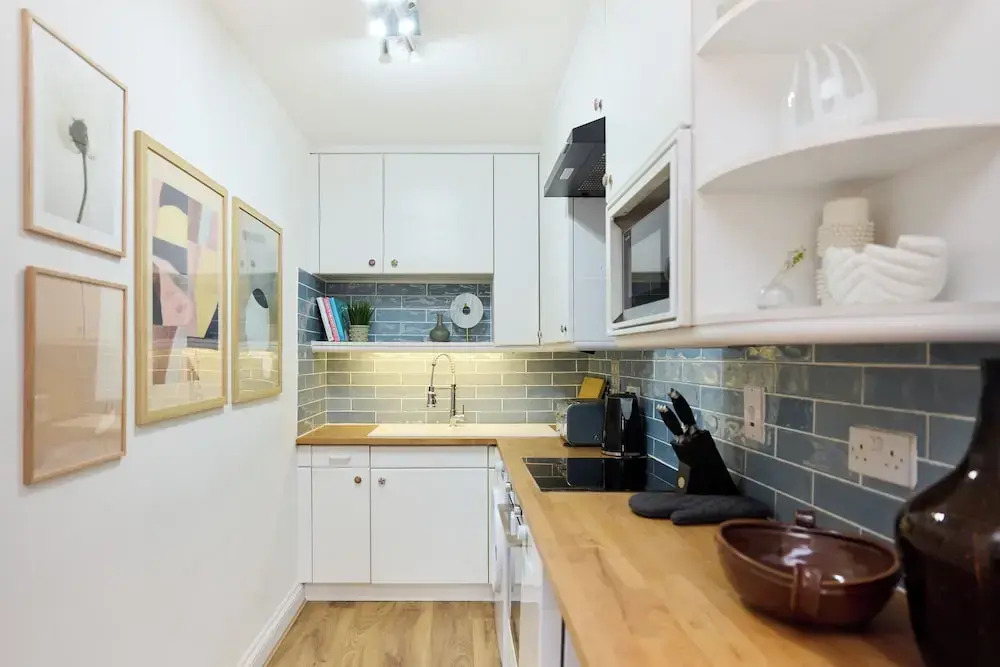 The Goodge Street Place - Bright 2bdr Flat