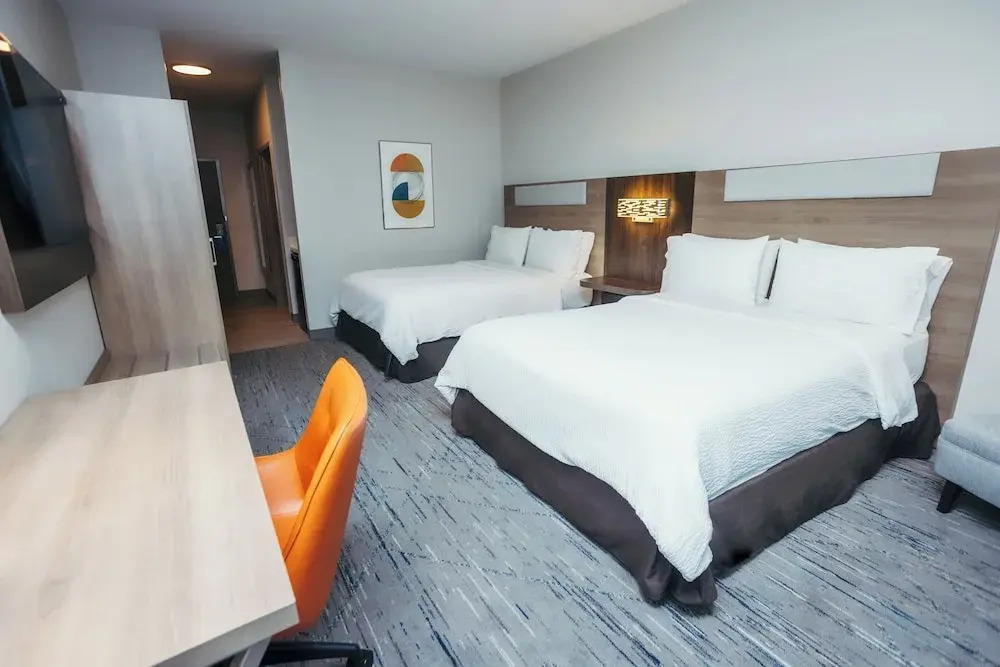 Holiday Inn Express & Suites DES MOINES - ANKENY by IHG