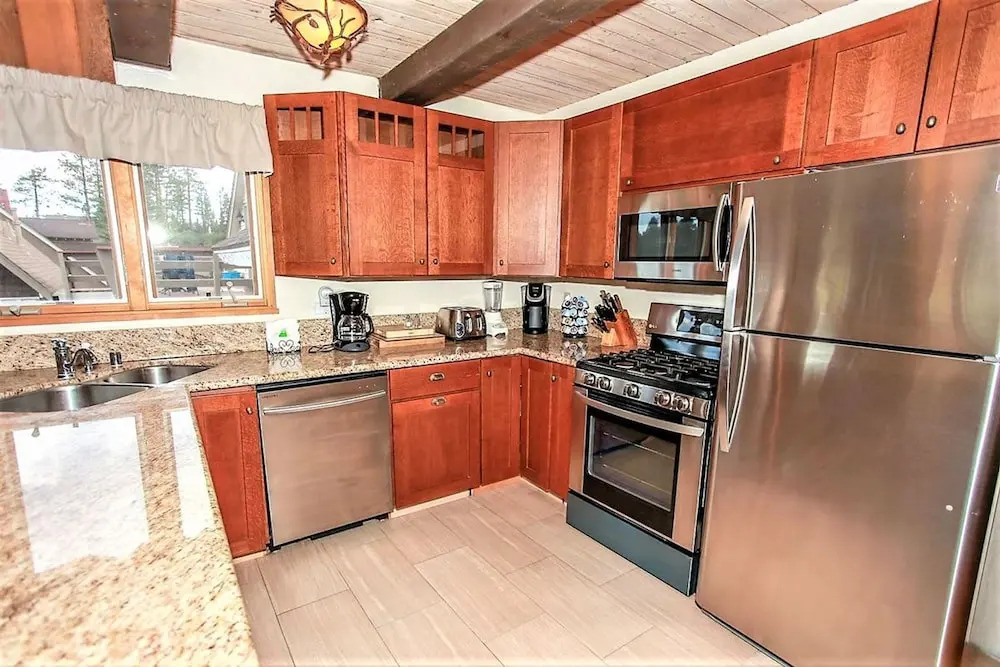 Golf & Ski Retreat-1443 by Big Bear Vacations