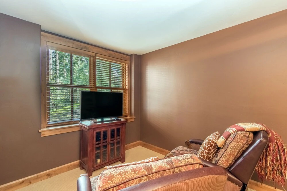 Elkstone Place 1