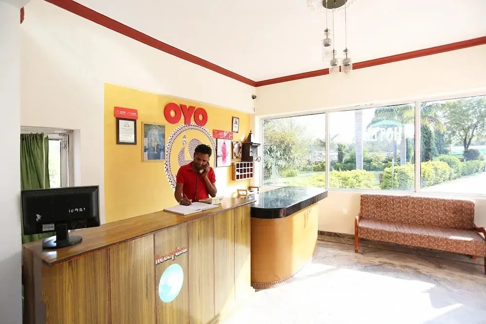 Hotel Green House by OYO