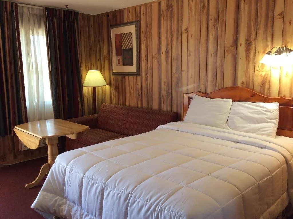 Country Inn - Licking
