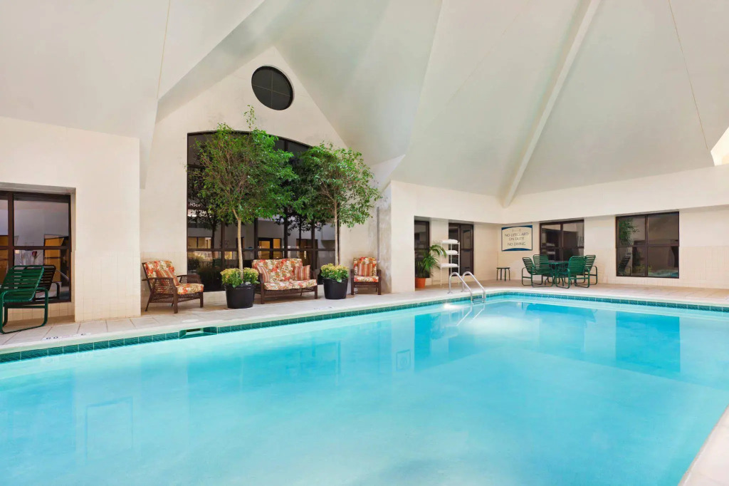 Staybridge Suites - Charlotte Ballantyne by IHG