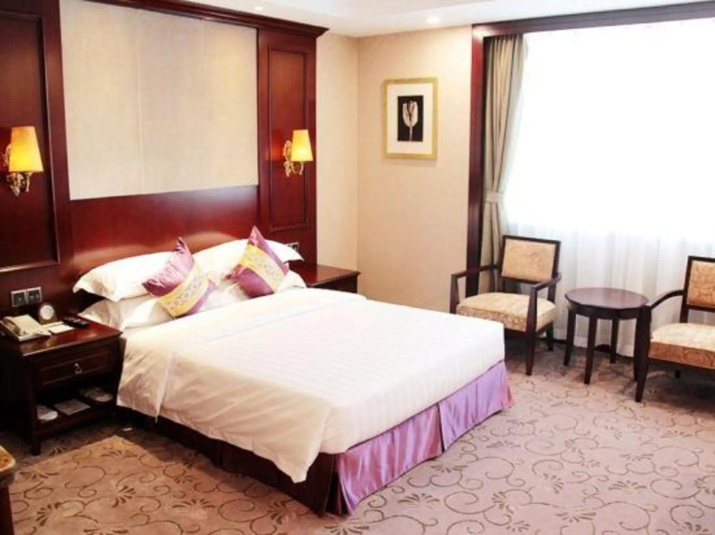 Huarong Hotel