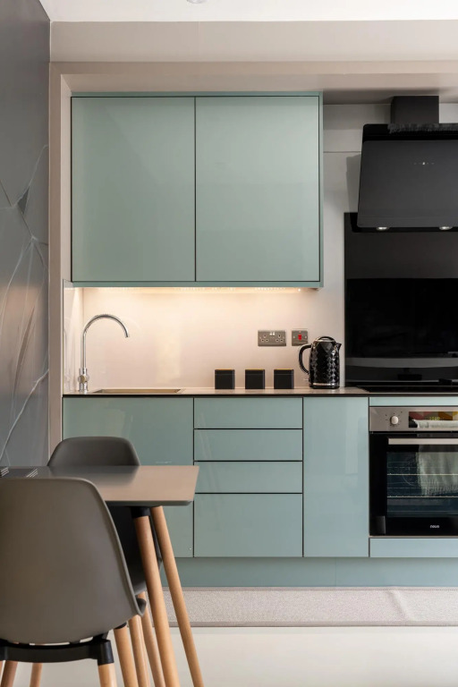 Amazing 1-Bed Apartment
