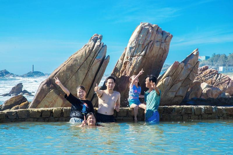 Adora Bay Ke Ga Beach Resort - Onsite Water Park