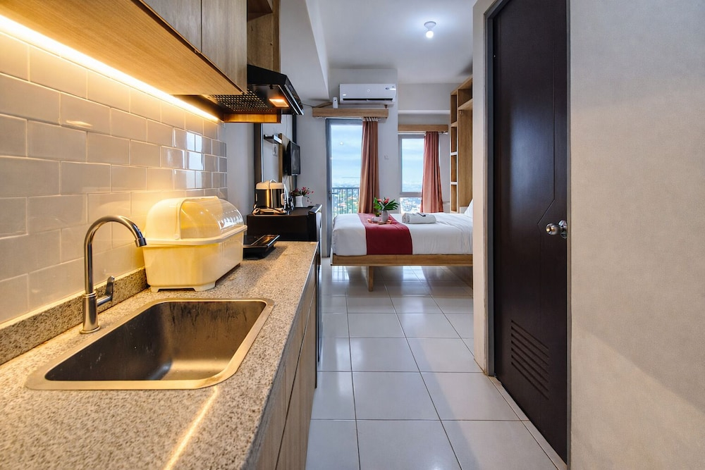 Tranquil Studio At Tamansari Prospero Sidoarjo Apartment