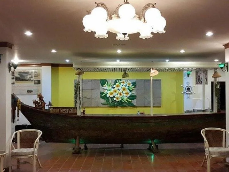 Sea Falcon Hotel