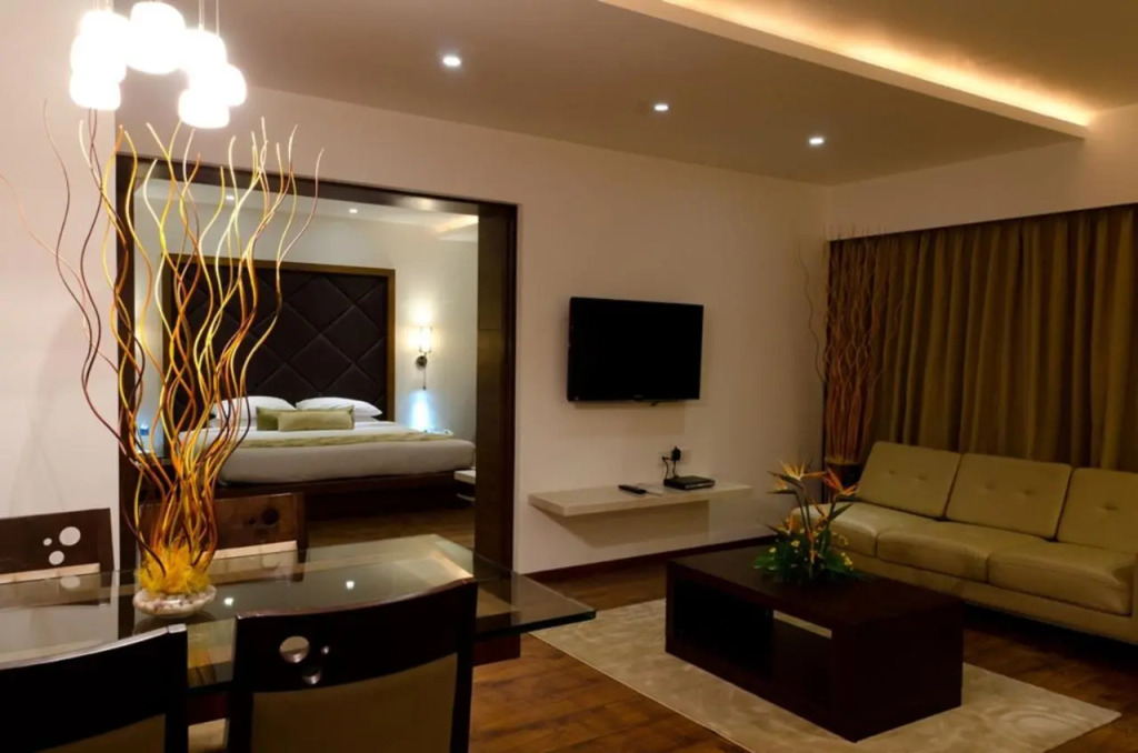 Ramee Grand Hotel and Spa, Pune