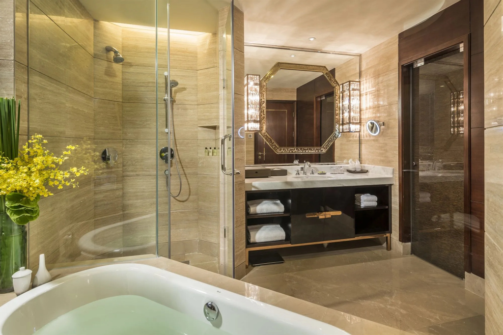 InterContinental Heilong Lake by IHG