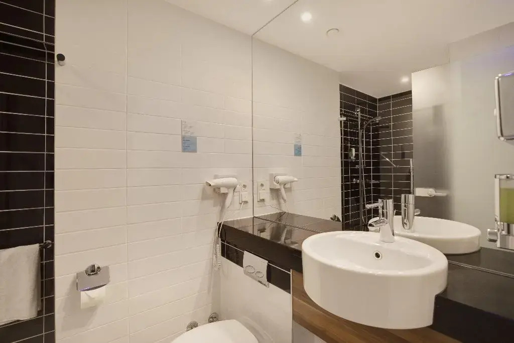 Premier Inn Hamburg City Alster