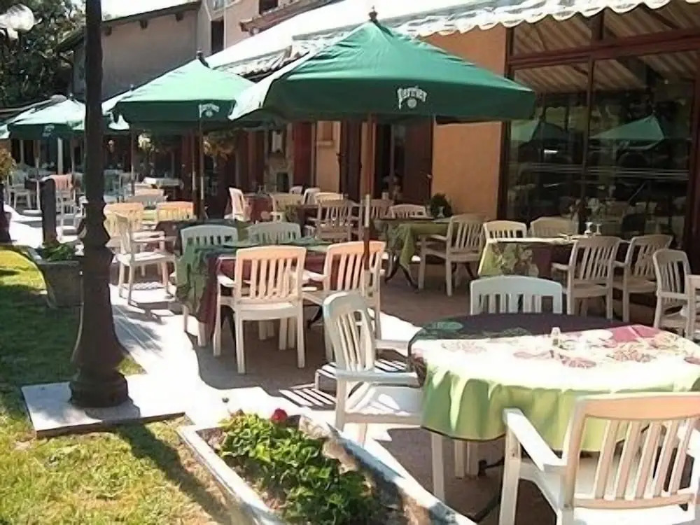 Logis Hôtel et Restaurant La Bombardière