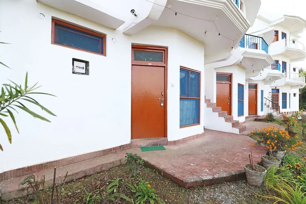 OYO 26598 Apical Resort