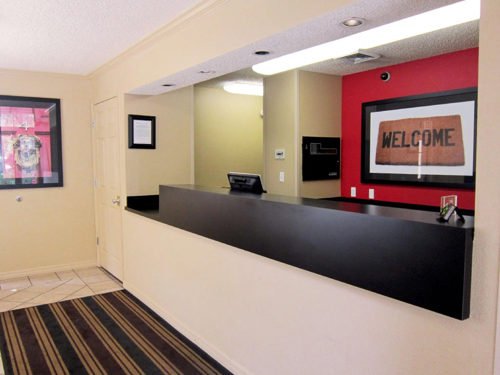Extended Stay America Select Suites - Tampa - Brandon