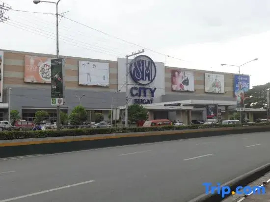 Near Manila Airport, "Hotel Style" Studio Condo With Kitchen + Pool, 5G