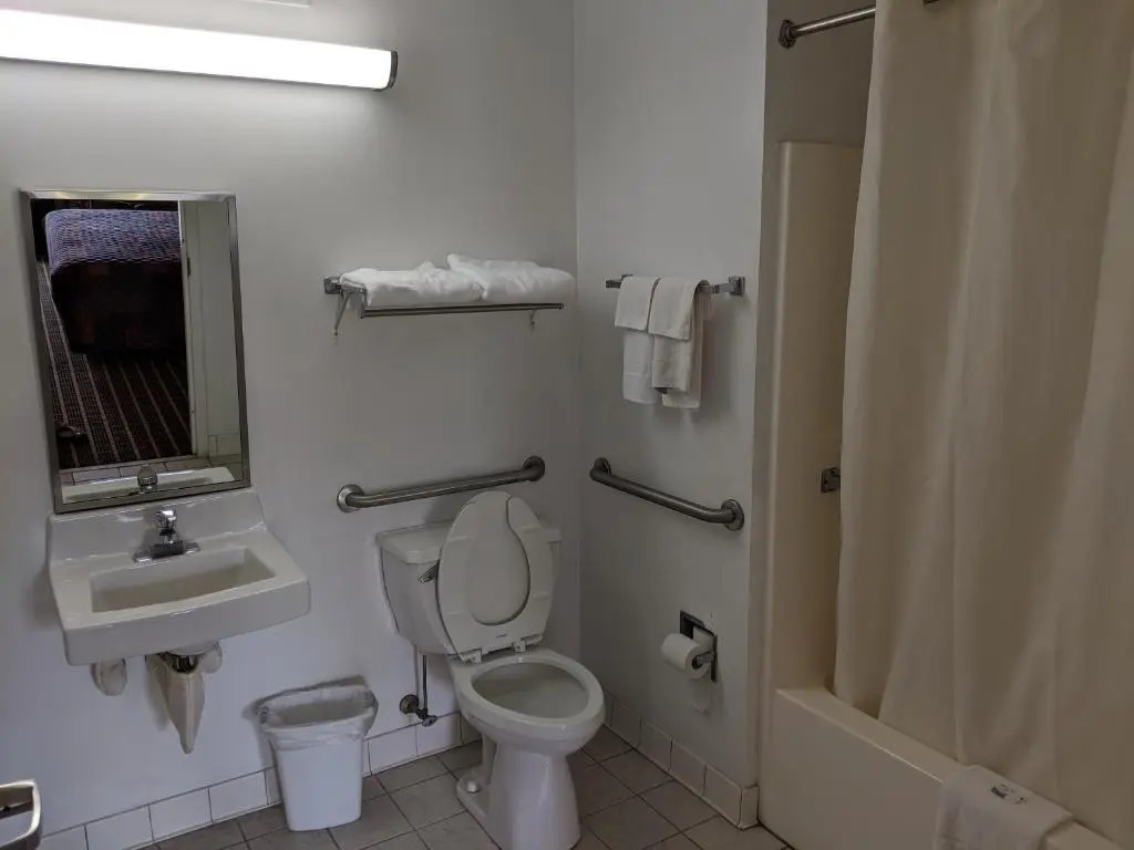 Economy Inn Express