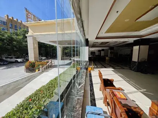 Qjia Ledong Xiangrui Seaview Business Hotel (Longmuwan Branch)
