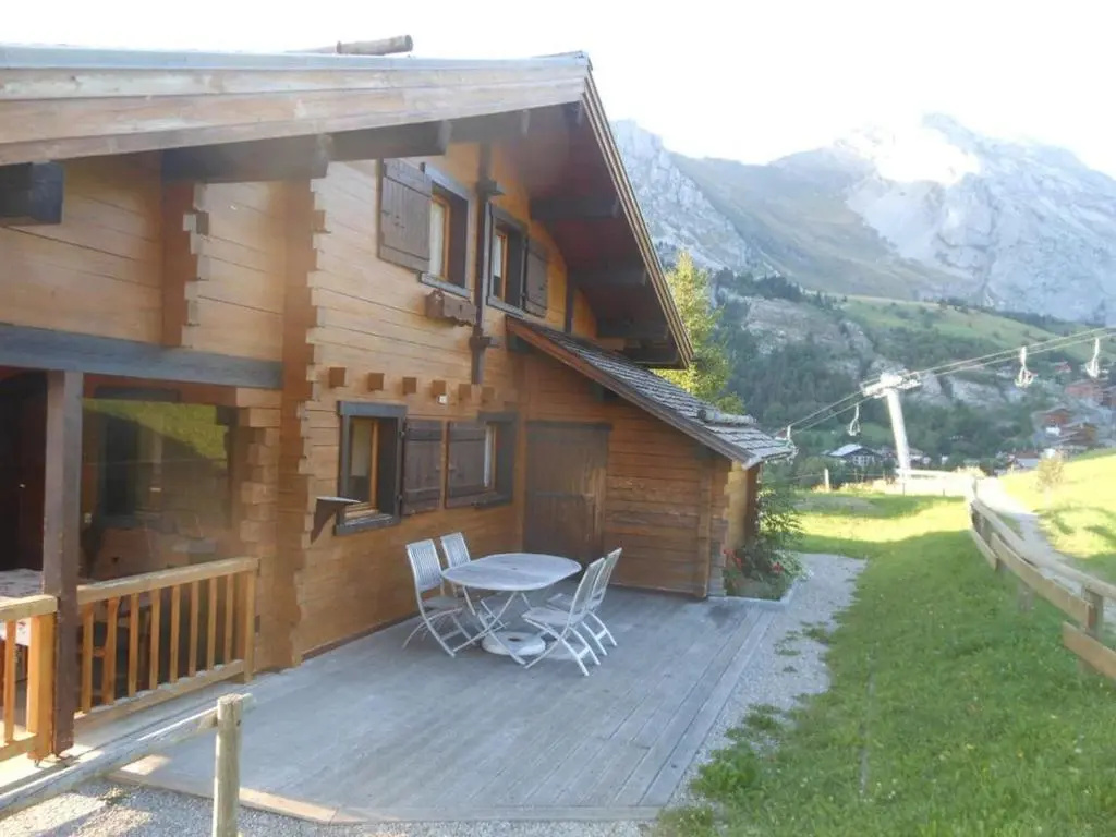 Chalet Le Grand-Bornand, 6 pièces, 10 personnes - FR-1-467-65