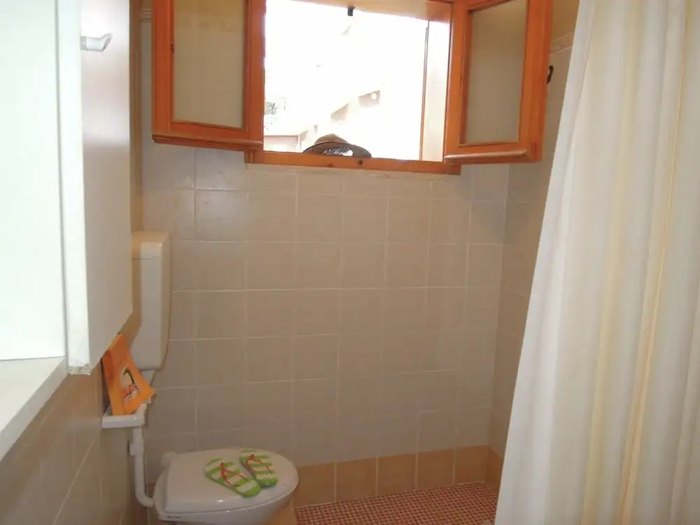 Villa with garden 250 meters from the beach