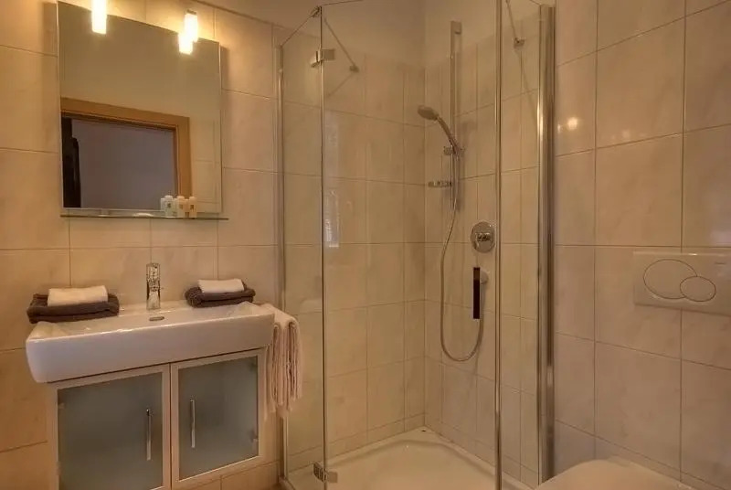 Chalet Apartment Ski and Golf by Kaprun Rentals