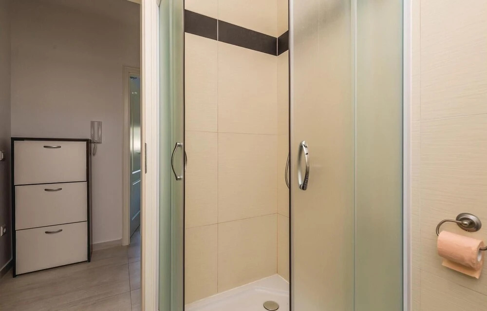 Stunning Home in Novalja With Wifi and 1 Bedrooms