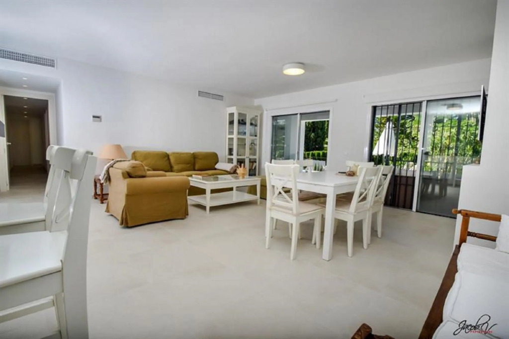 8738 - Great Villa Near Beach & Marbella