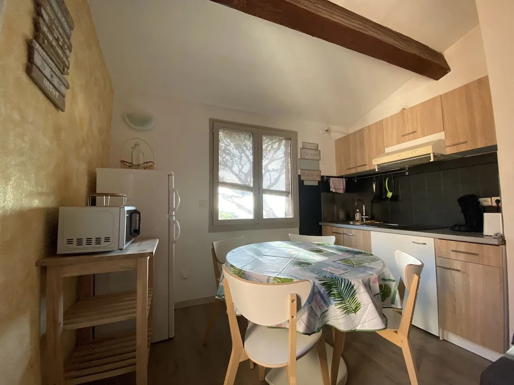 Maison terrasse parking plages vue mer