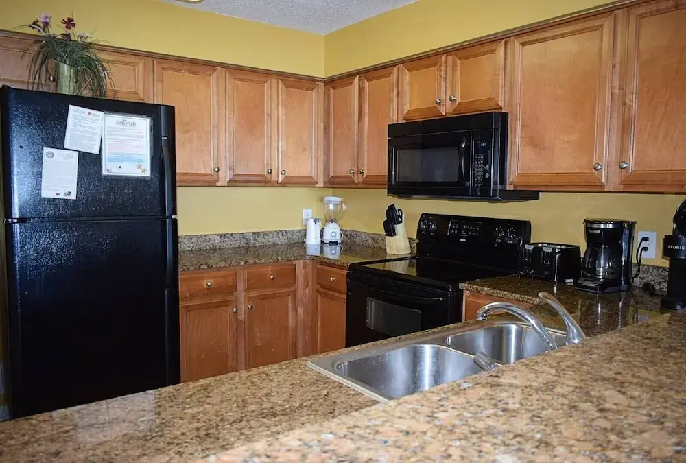 Crescent Shores S 1811 3 Bedroom Condo by RedAwning, North Myrtle Beach