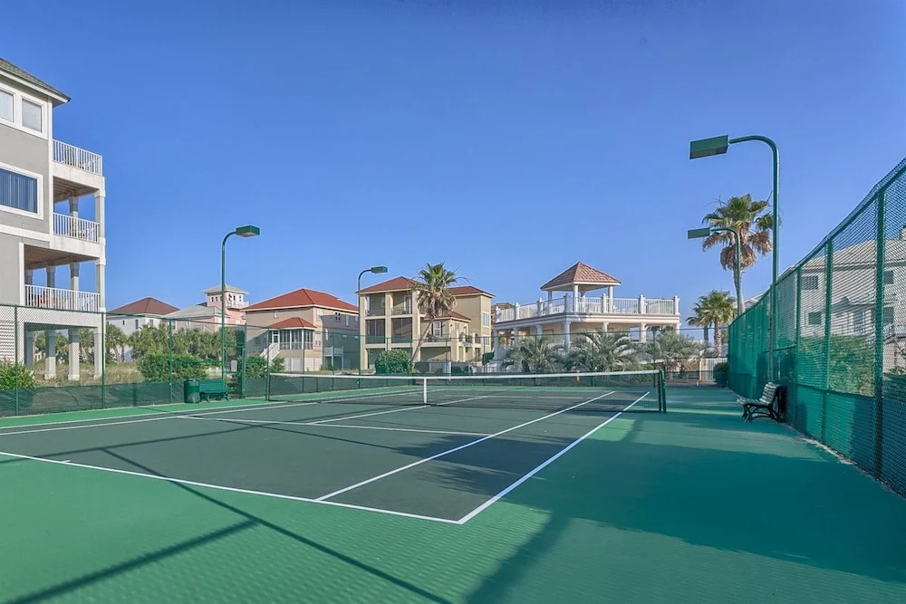 Pink Palace by Meyer Vacation Rentals