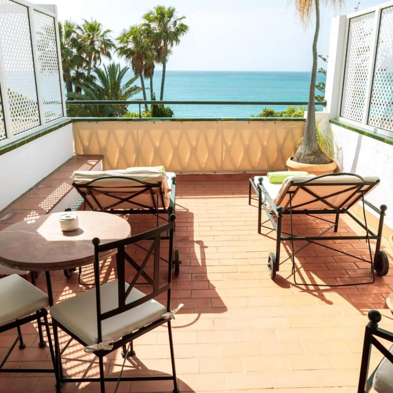 Hotel Carabeo
