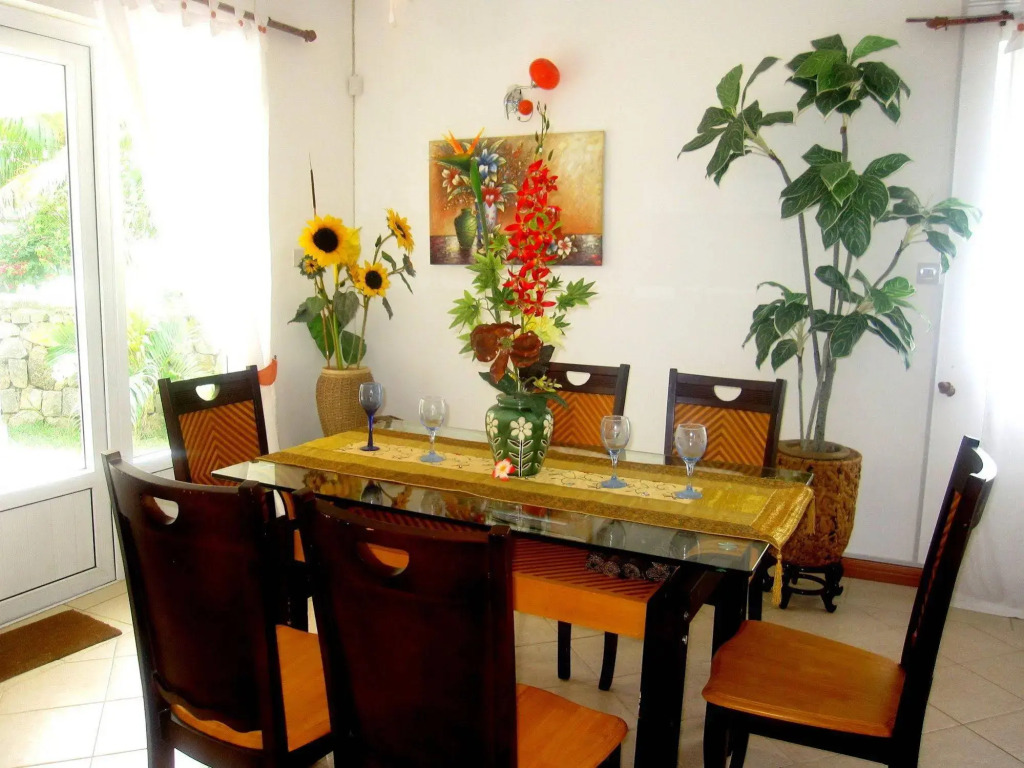 Golden Rod villa