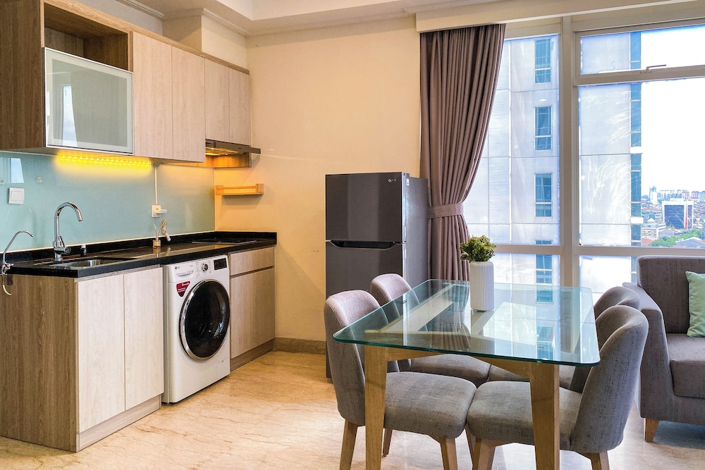 Comfy And Spacious 2Br At Menteng Park Apartment